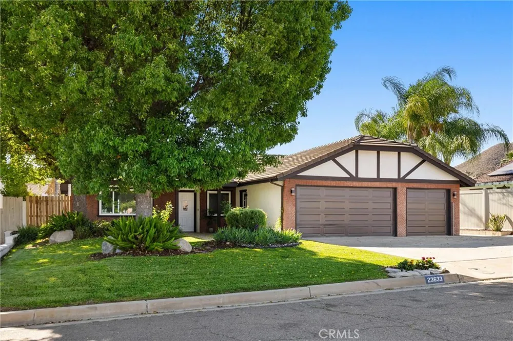 23633 Fair Weather Canyon Lake, CA 92587