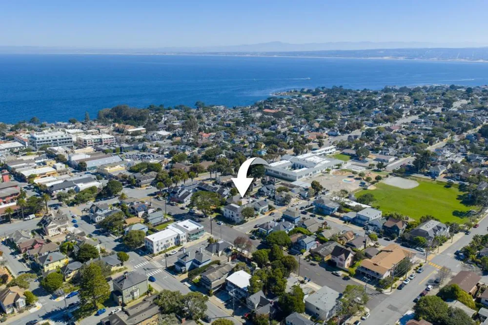 418 Fountain Avenue Pacific Grove, CA 93950