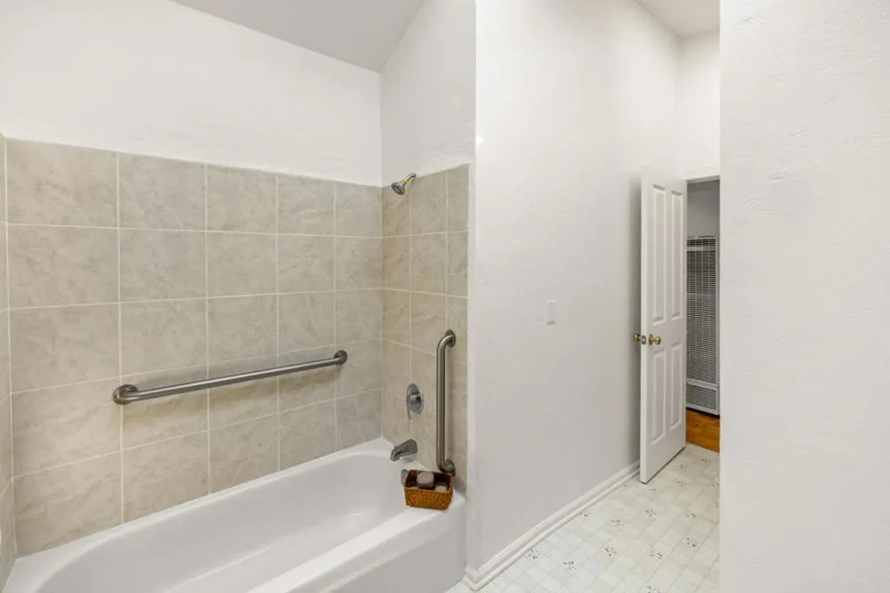 418 Fountain Avenue Pacific Grove, CA 93950