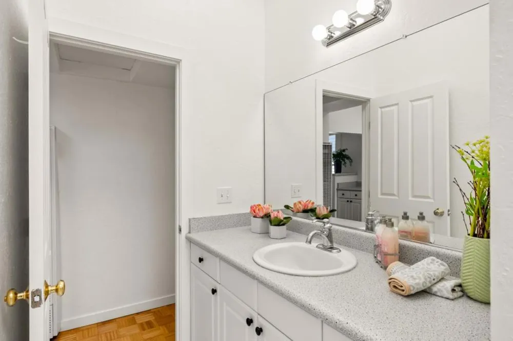 418 Fountain Avenue Pacific Grove, CA 93950
