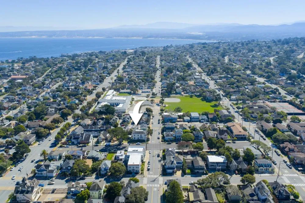 418 Fountain Avenue Pacific Grove, CA 93950