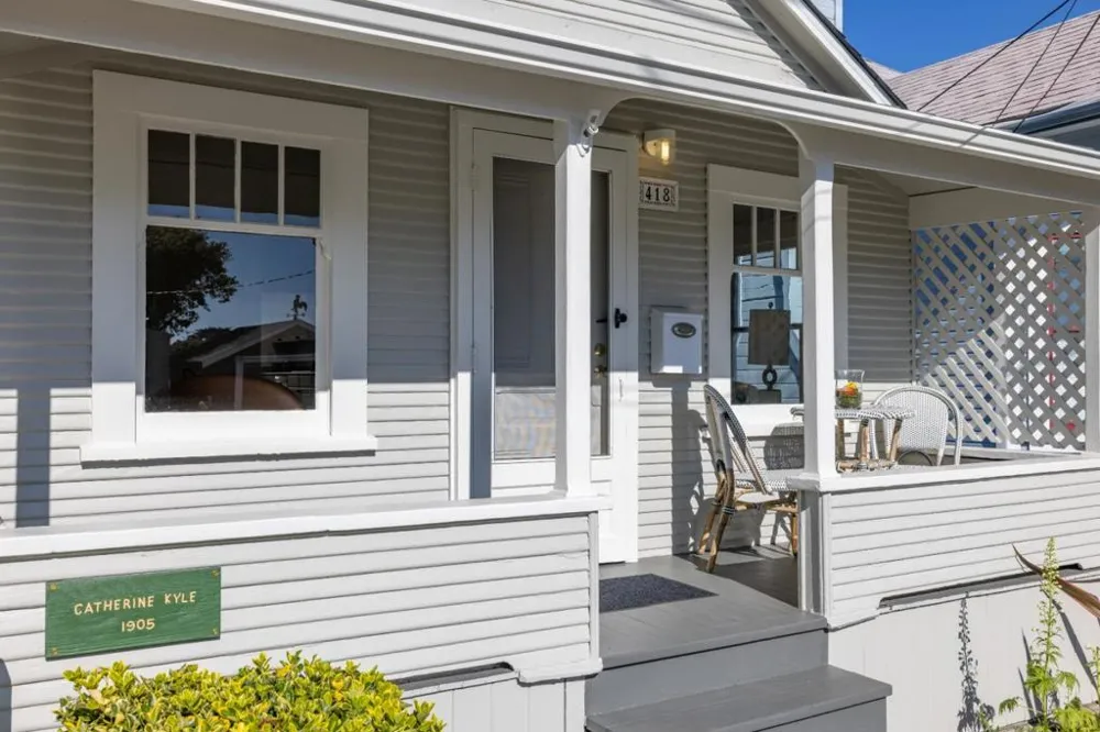 418 Fountain Avenue Pacific Grove, CA 93950