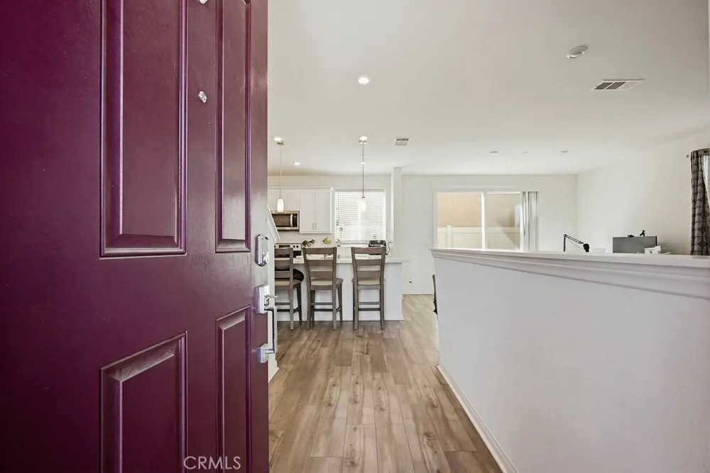 950 Helena Ridge Lake Elsinore, CA 92530