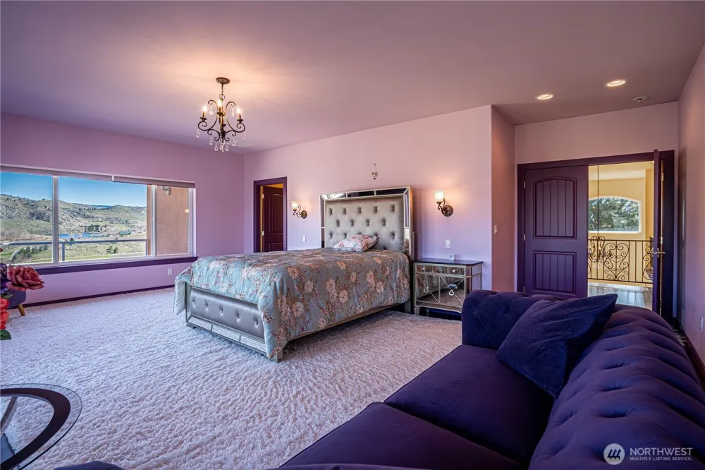 555 Loop Avenue Manson, WA 98831