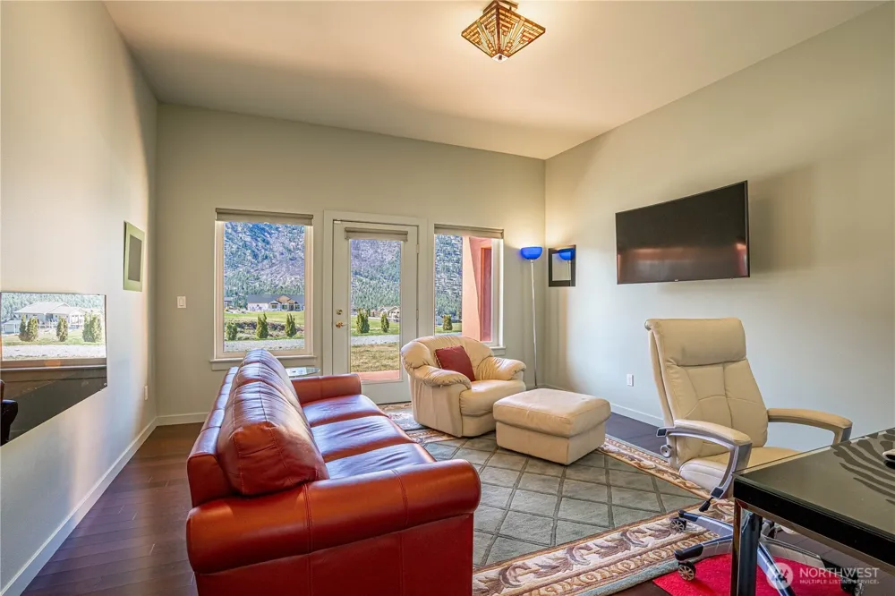 555 Loop Avenue Manson, WA 98831