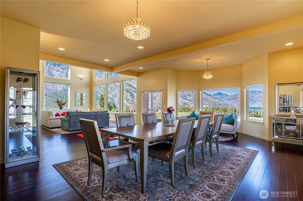 555 Loop Avenue Manson, WA 98831