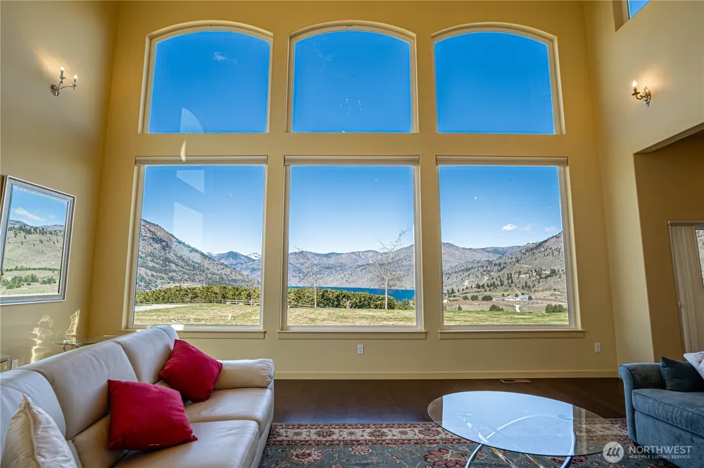 555 Loop Avenue Manson, WA 98831