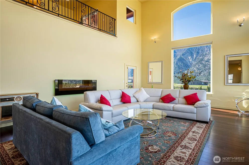 555 Loop Avenue Manson, WA 98831