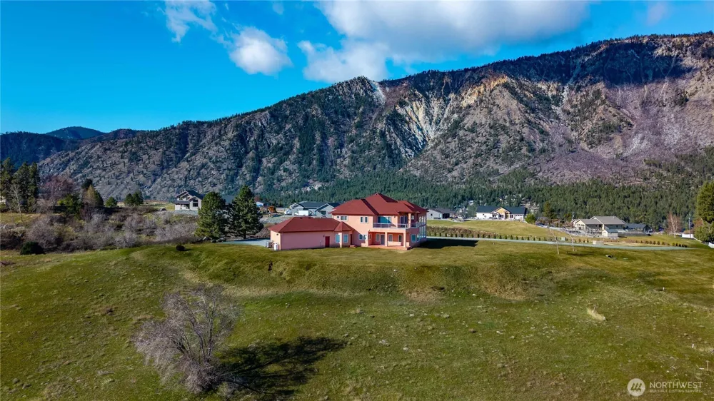 555 Loop Avenue Manson, WA 98831