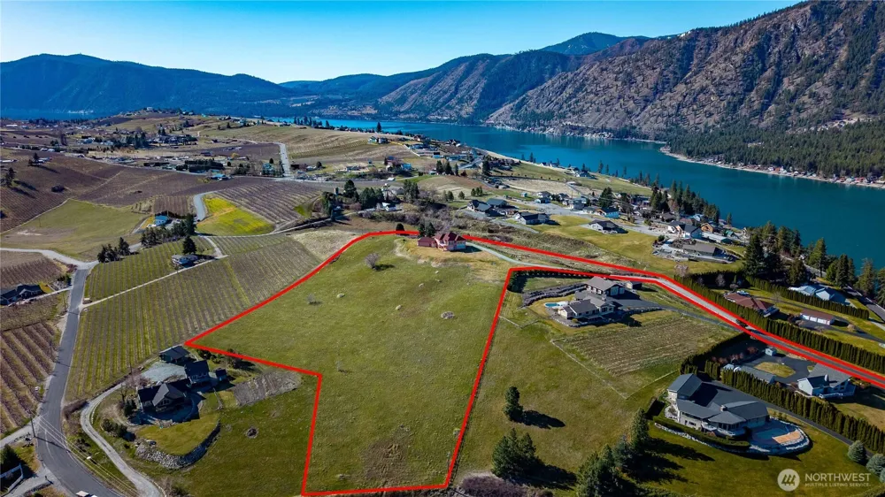 555 Loop Avenue Manson, WA 98831