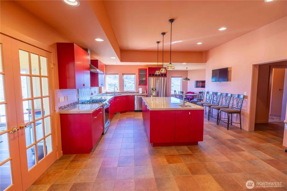 555 Loop Avenue Manson, WA 98831
