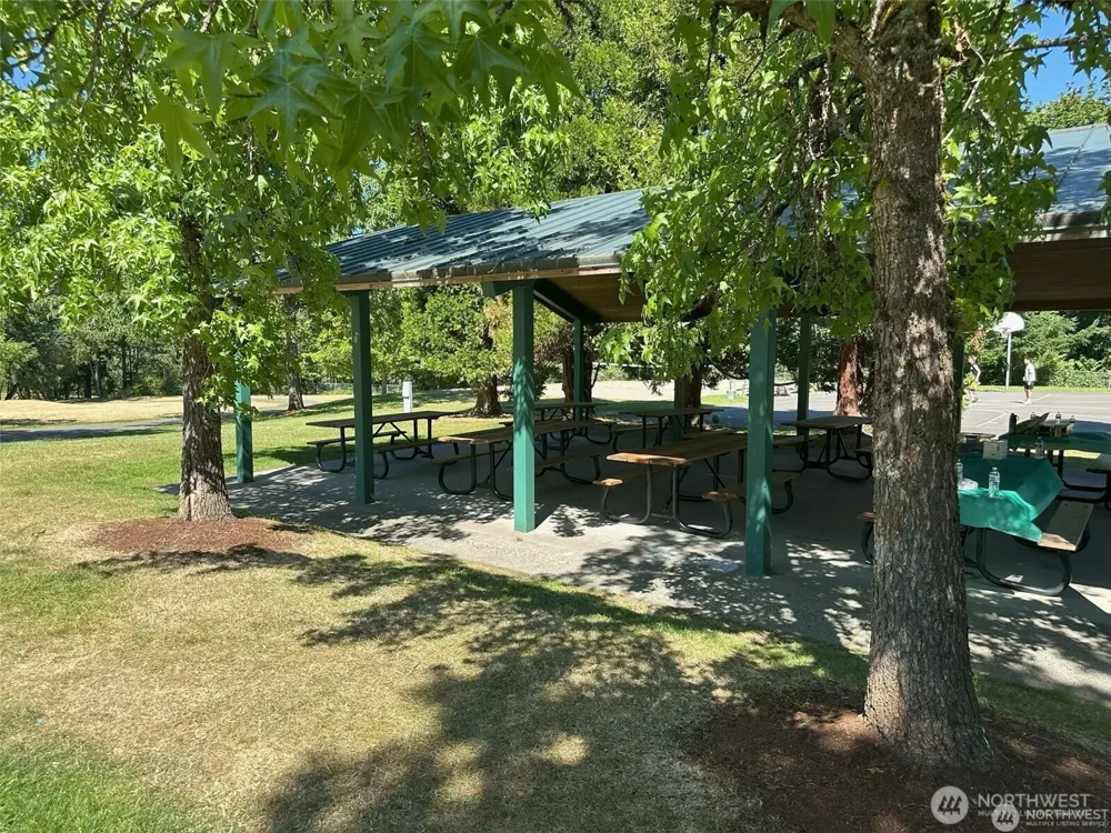 13059 SE 76th Street Newcastle, WA 98056