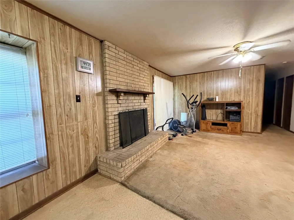 2475 County Road 4260 Woodville, TX 75979