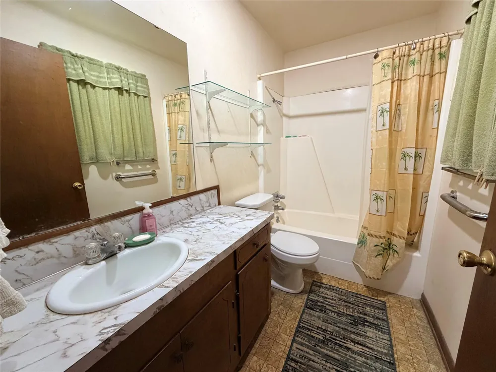 2475 County Road 4260 Woodville, TX 75979