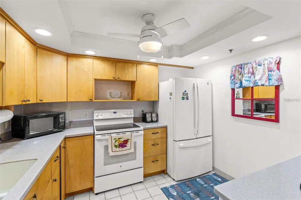1 KEY CAPRI #104-East Treasure Island, FL 33706