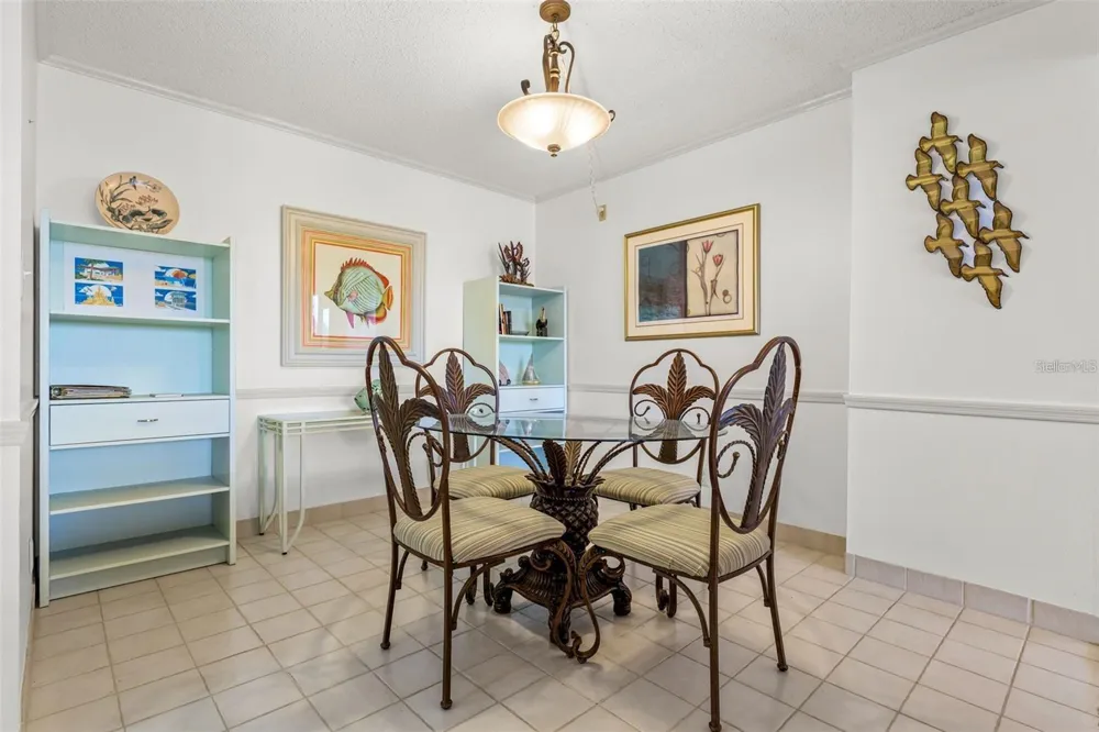 1 KEY CAPRI #104-East Treasure Island, FL 33706