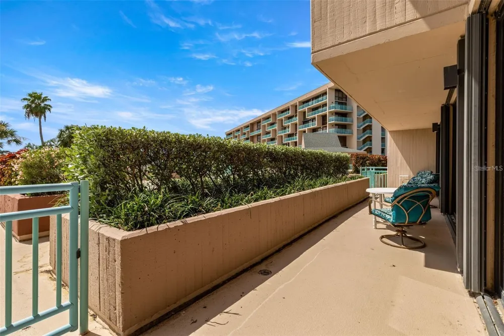 1 KEY CAPRI #104-East Treasure Island, FL 33706