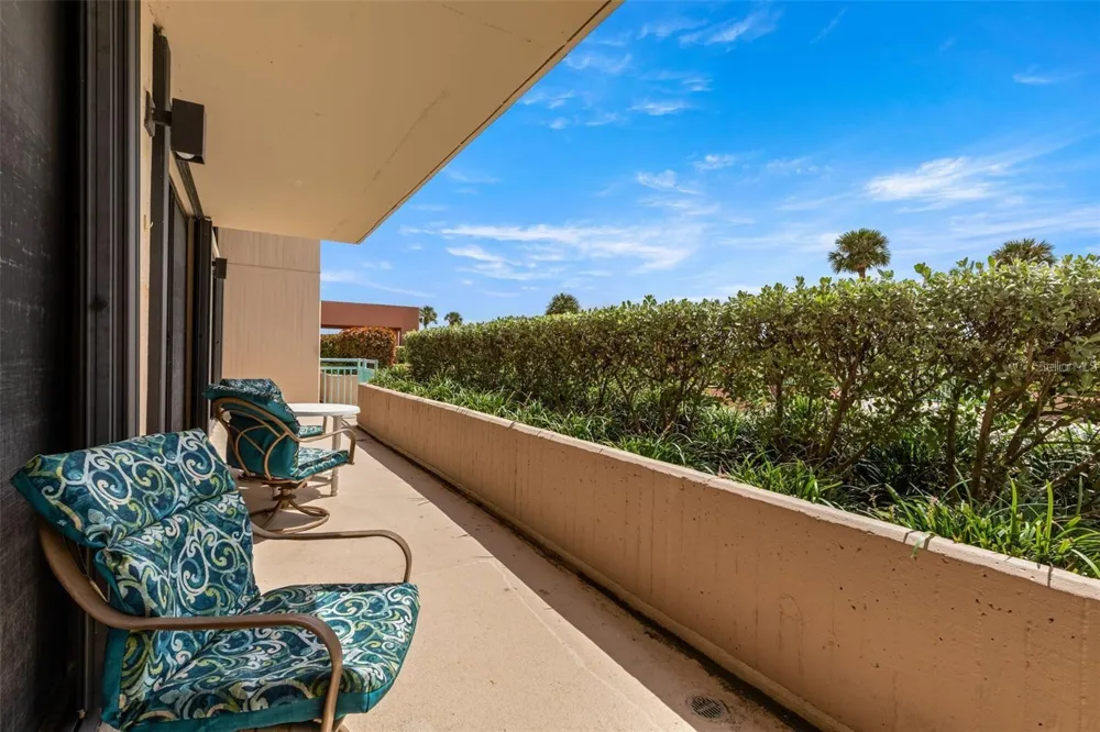 1 KEY CAPRI #104-East Treasure Island, FL 33706