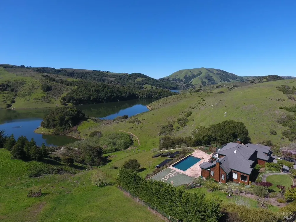 6381 Nicasio Valley Road Nicasio, CA 94946