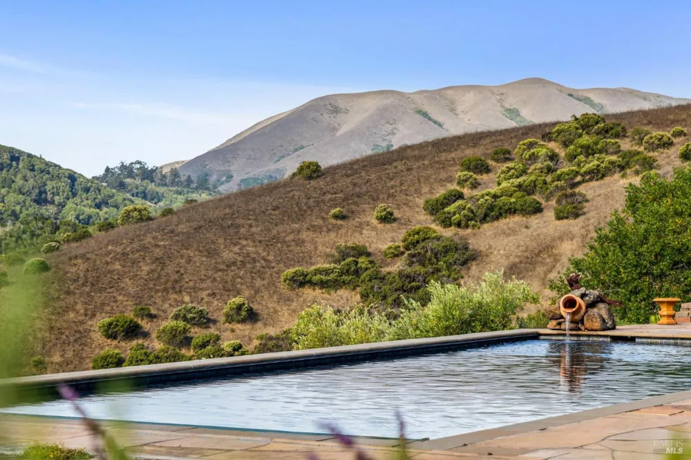 6381 Nicasio Valley Road Nicasio, CA 94946