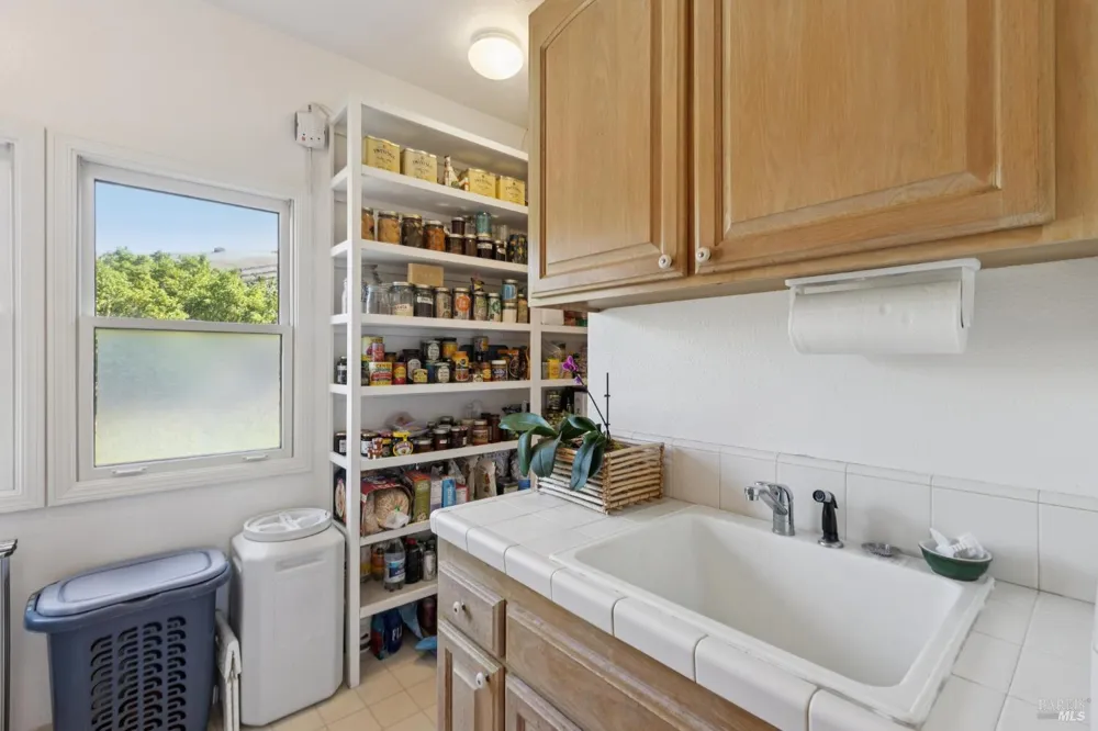6381 Nicasio Valley Road Nicasio, CA 94946
