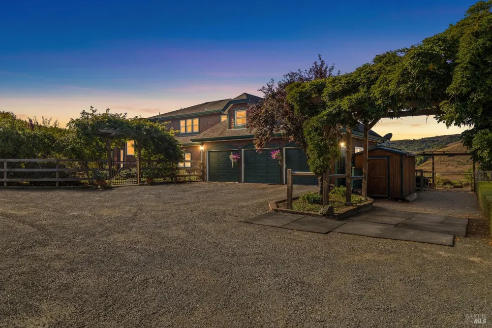 6381 Nicasio Valley Road Nicasio, CA 94946