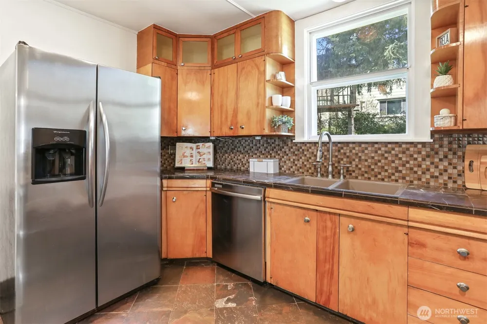 1257 S 116th Street Burien, WA 98168