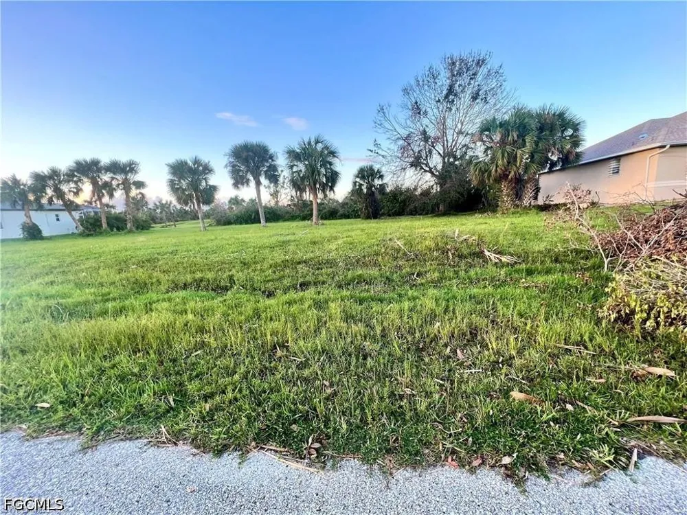 Long Meadow Place Rotonda West, FL 33947