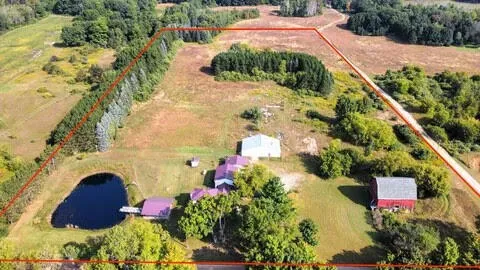 7202 21 Mile Road Evart, MI 49631