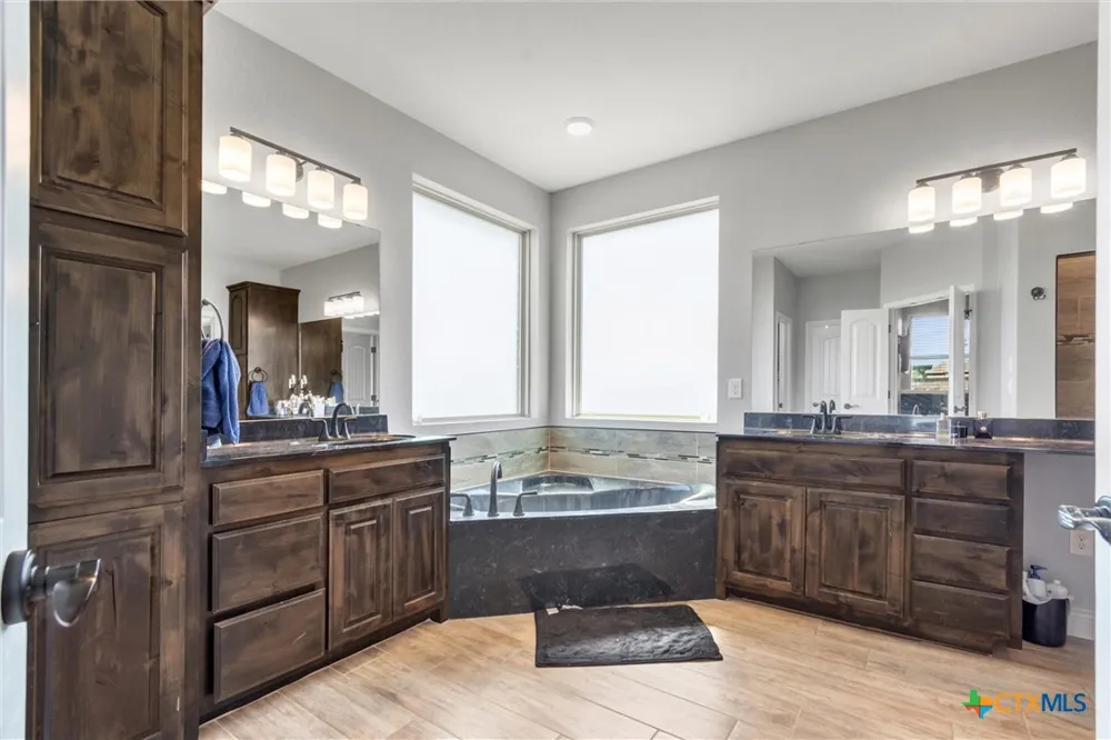 3919 Gracey Lane Kempner, TX 76539