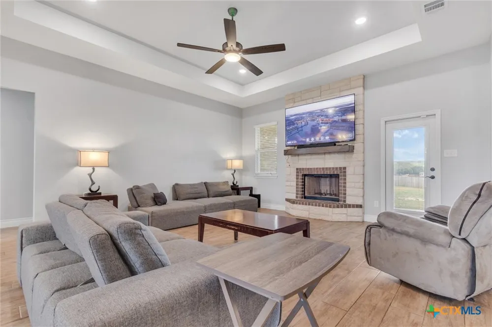 3919 Gracey Lane Kempner, TX 76539
