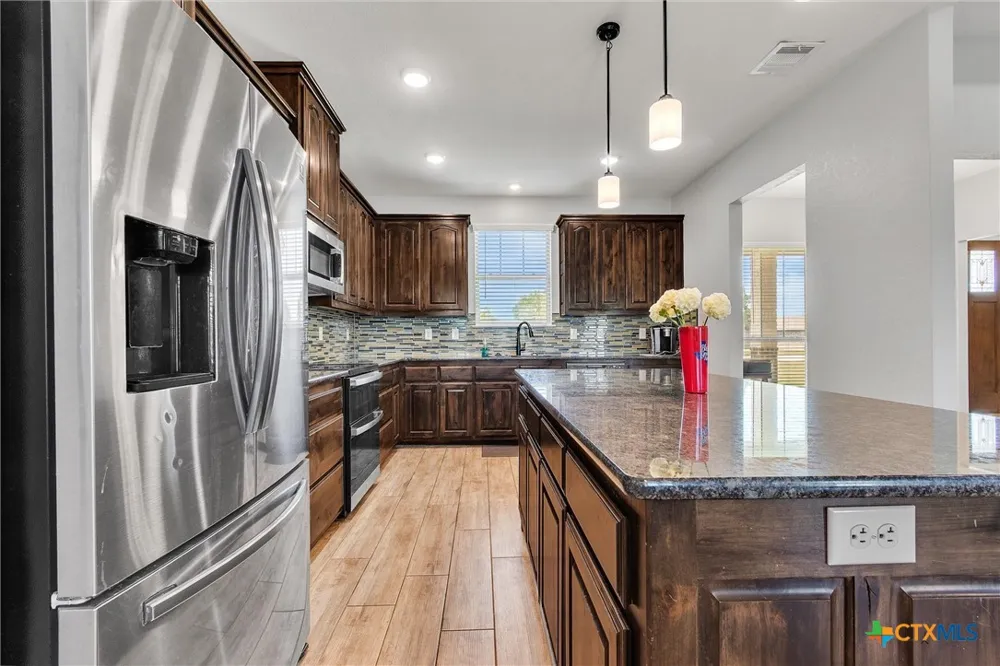 3919 Gracey Lane Kempner, TX 76539