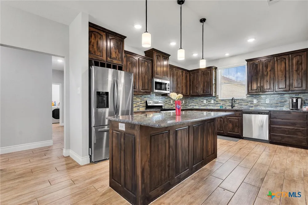 3919 Gracey Lane Kempner, TX 76539