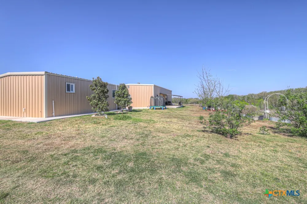 2151 Old Lehmann Road Seguin, TX 78155