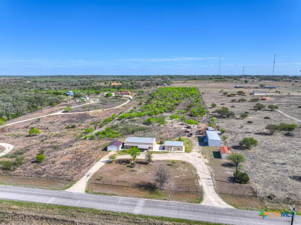 2151 Old Lehmann Road Seguin, TX 78155