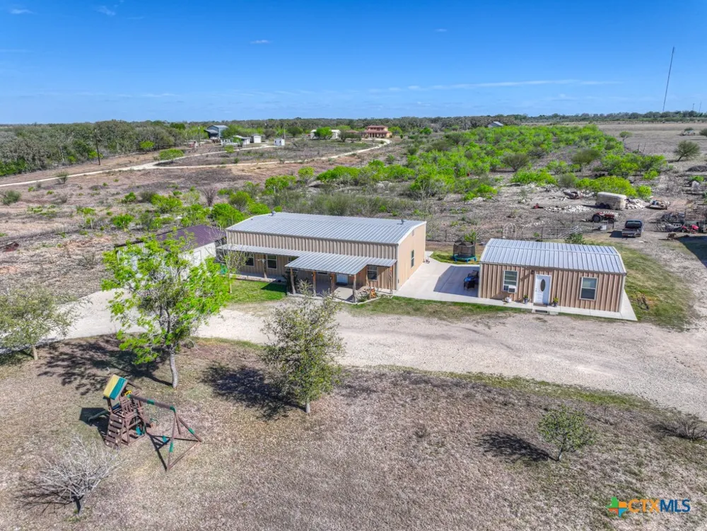 2151 Old Lehmann Road Seguin, TX 78155
