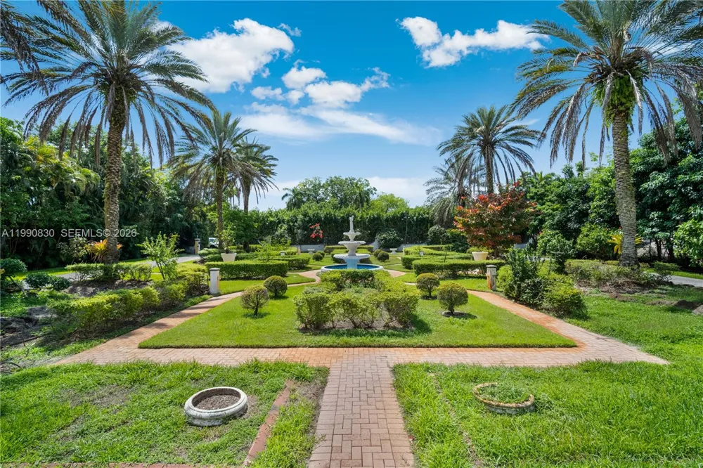 14401 Sunset Ln Southwest Ranches, FL 33330