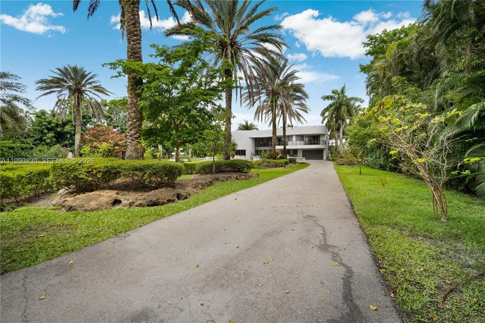 14401 Sunset Ln Southwest Ranches, FL 33330