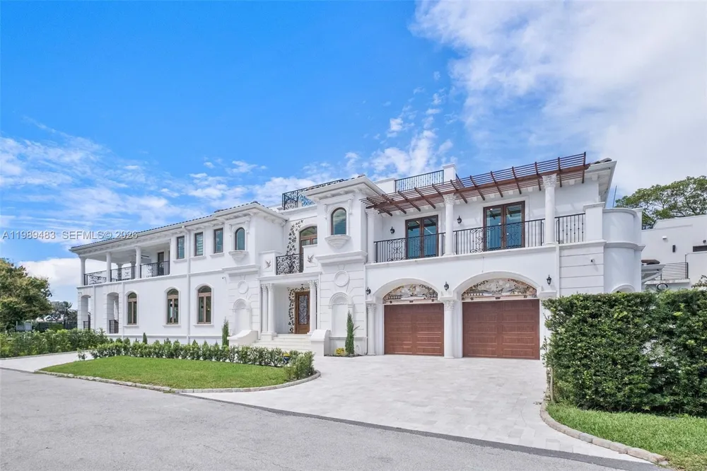 919 92nd St Surfside, FL 33154