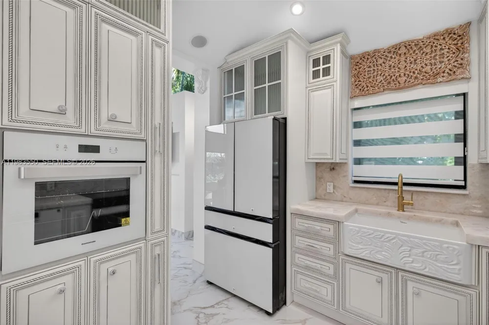941 NE 119th St Biscayne Park, FL 33161
