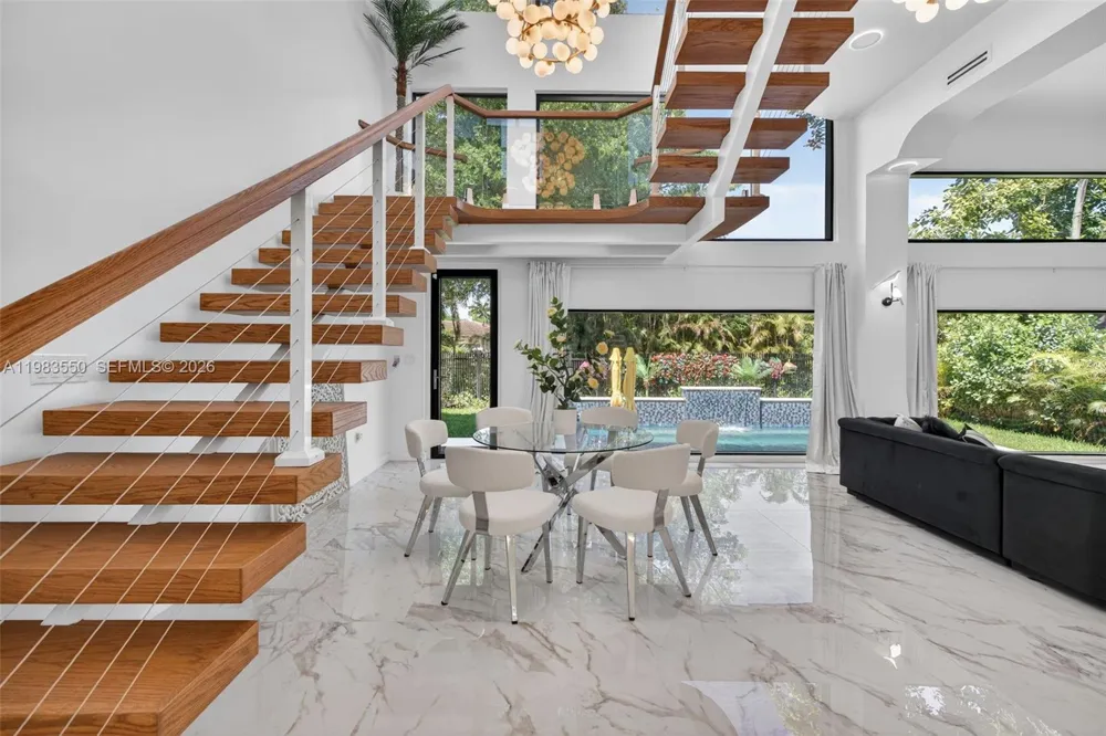 941 NE 119th St Biscayne Park, FL 33161