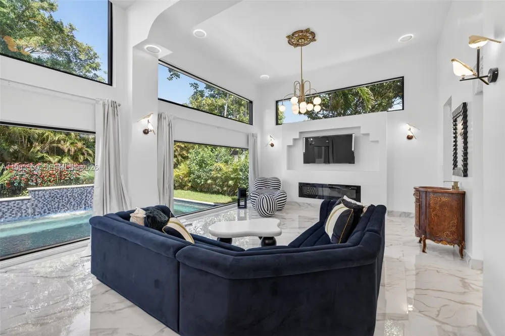941 NE 119th St Biscayne Park, FL 33161