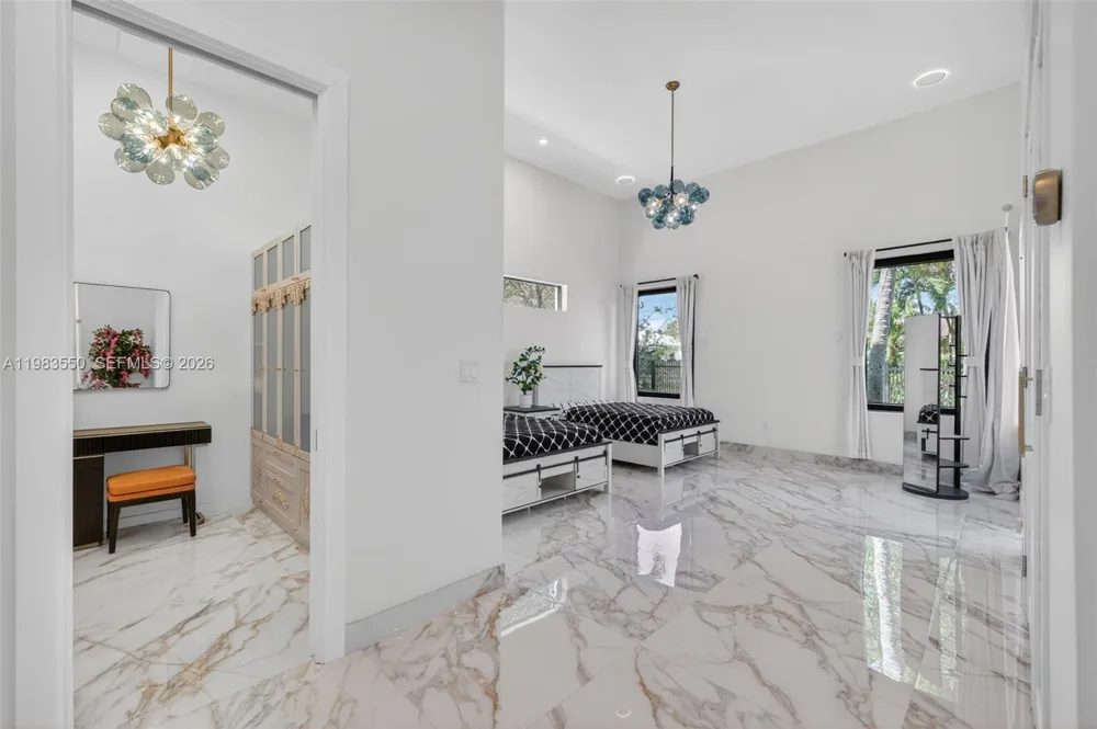 941 NE 119th St Biscayne Park, FL 33161