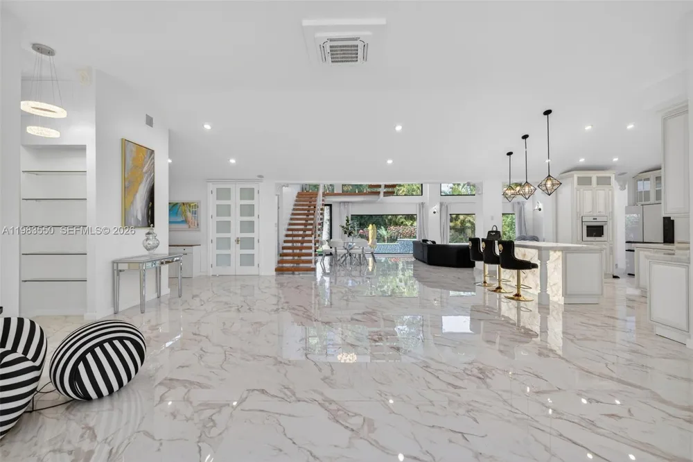 941 NE 119th St Biscayne Park, FL 33161