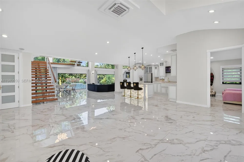 941 NE 119th St Biscayne Park, FL 33161