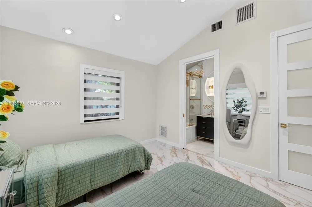 941 NE 119th St Biscayne Park, FL 33161