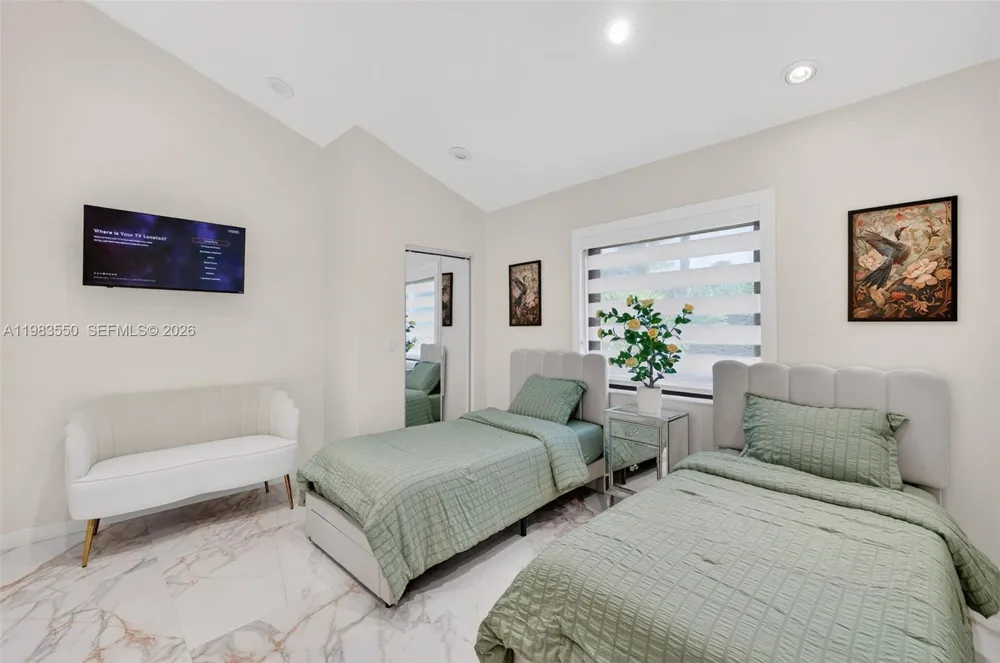 941 NE 119th St Biscayne Park, FL 33161