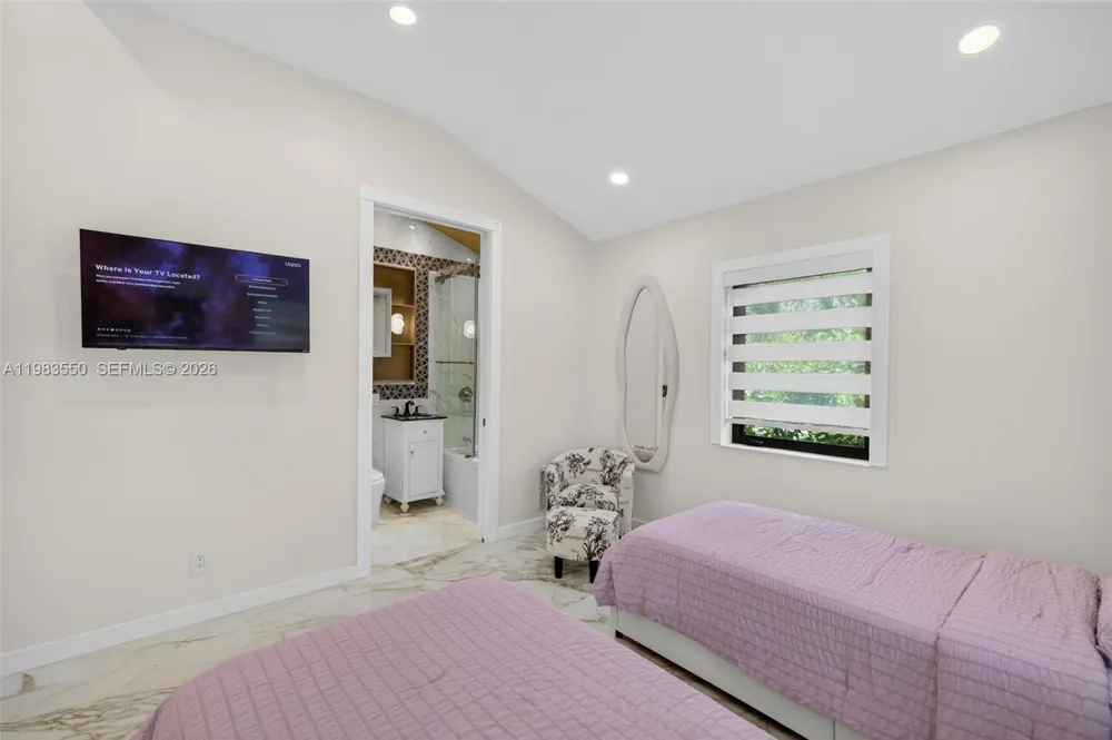 941 NE 119th St Biscayne Park, FL 33161