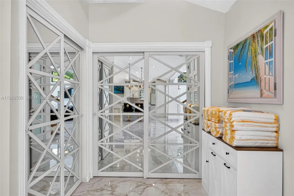 941 NE 119th St Biscayne Park, FL 33161