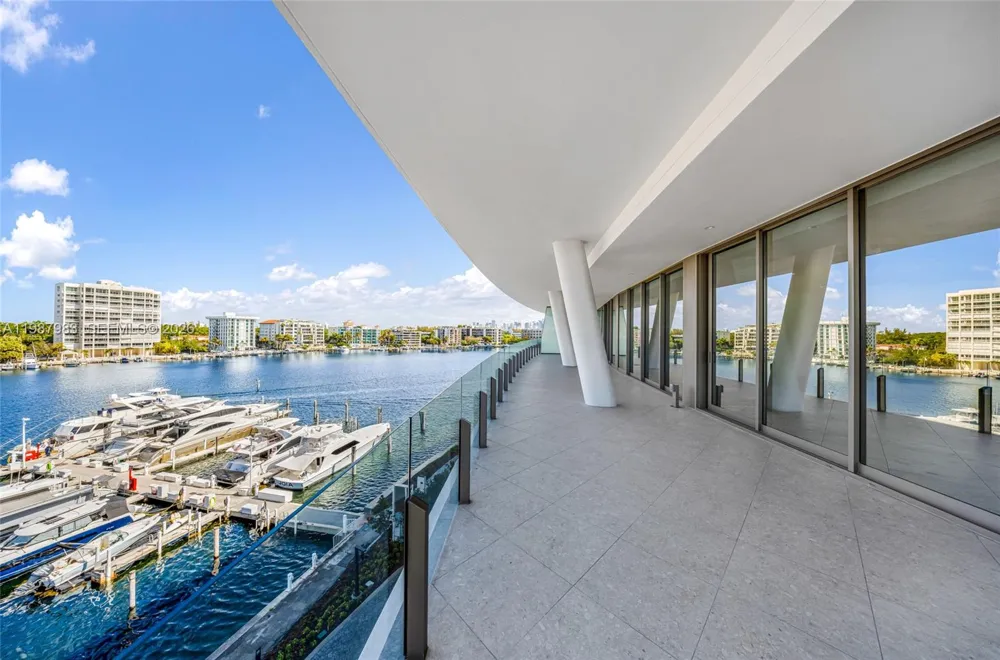 5 Grove Isle Dr #S 504 Coconut Grove, FL 33133